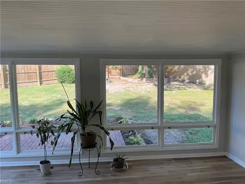 Exterior - 128 Davis Dr, Williamsburg, VA 23185 photo 3 of 6