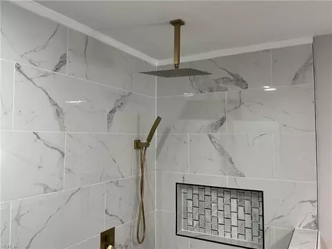 Bath - 128 Davis Dr, Williamsburg, VA 23185 photo 1 of 4