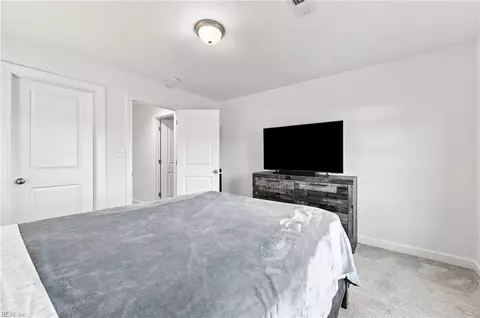 Bedroom - 2556 Fieldsway Dr, Chesapeake, VA 23320 photo 6 of 6