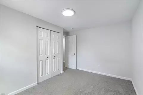 Bedroom - 1319 Caldwell Dr, Hampton, VA 23666 photo 4 of 5