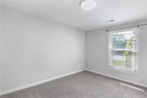 Bedroom - 1319 Caldwell Dr, Hampton, VA 23666 photo 3 of 5