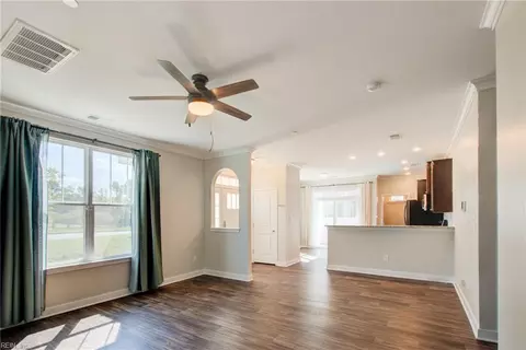 Living - 609 Fishers Ct, Hampton, VA 23666 photo 2 of 2