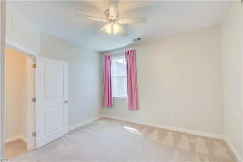 Bedroom - 609 Fishers Ct, Hampton, VA 23666 photo 2 of 4