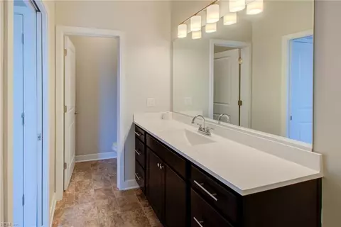 Entry Way - 609 Fishers Ct, Hampton, VA 23666 photo 1 of 1