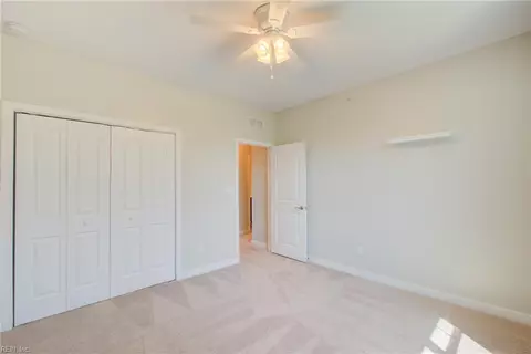 Bedroom - 609 Fishers Ct, Hampton, VA 23666 photo 3 of 4