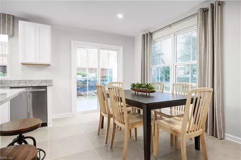 Dining - 106 Summit Grove Ter, Franklin, VA 23851 photo 1 of 1