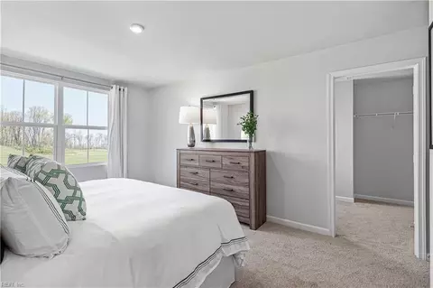 Bedroom - 106 Summit Grove Ter, Franklin, VA 23851 photo 2 of 3
