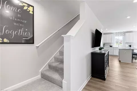 Entry Way - 106 Summit Grove Ter, Franklin, VA 23851 photo 1 of 5