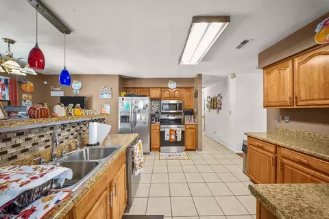 Kitchen - 809 Haskins Dr, Suffolk, VA 23434 photo 2 of 3
