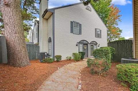 506 Redbird Ct, Virginia Beach, VA 23451