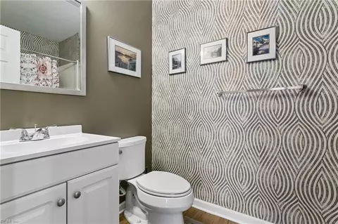 Bath - 135 Springdale Way, Hampton, VA 23666 photo 1 of 3
