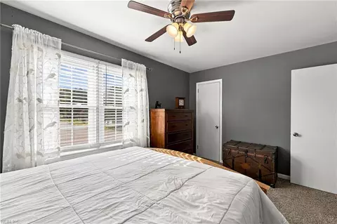 Bedroom - 8 Fort Worth St, Hampton, VA 23669 photo 2 of 7