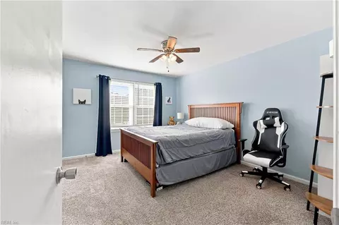Bedroom - 8 Fort Worth St, Hampton, VA 23669 photo 6 of 7