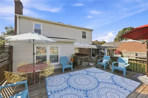 Exterior - 8 Fort Worth St, Hampton, VA 23669 photo 6 of 13
