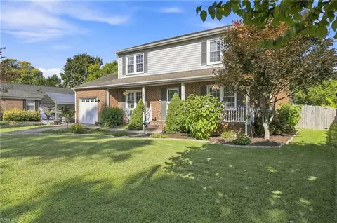 Exterior - 8 Fort Worth St, Hampton, VA 23669 photo 3 of 13