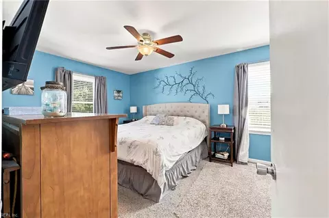 Bedroom - 8 Fort Worth St, Hampton, VA 23669 photo 3 of 7