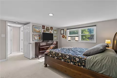 Bedroom - 3838 Wake Cir, Norfolk, VA 23513 photo 4 of 4