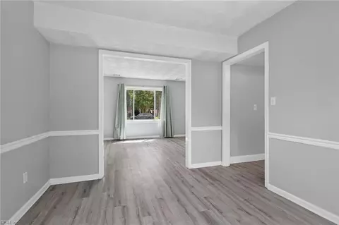 Entry Way - 1569 Dylan Dr, Virginia Beach, VA 23464 photo 2 of 2