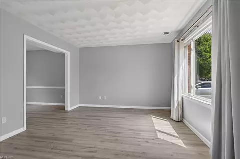 Living - 1569 Dylan Dr, Virginia Beach, VA 23464 photo 1 of 4