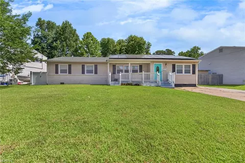 3104 Coach House Ln, Virginia Beach, VA 23452