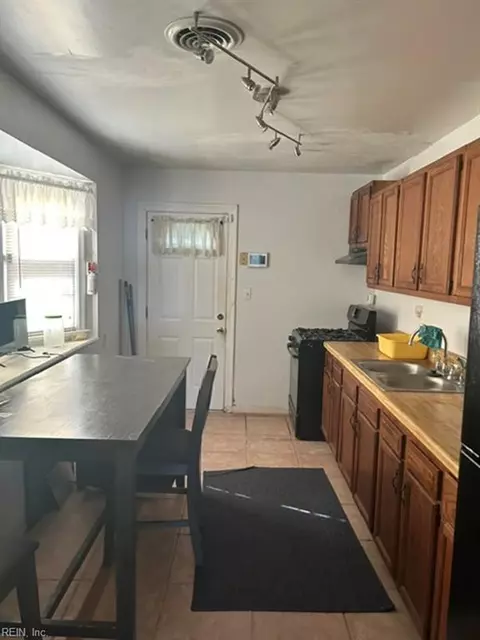 813 Johnstons Rd, Norfolk, VA 23513 photo 7