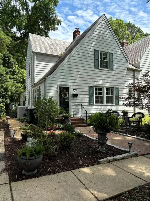 48 Hopkins St, Newport News, VA 23601