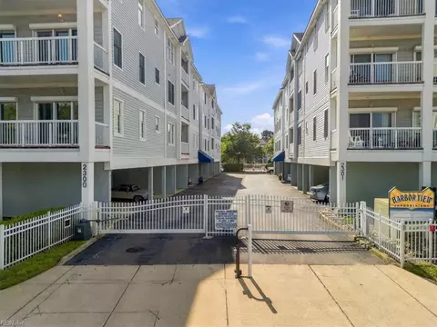 2301 Page Harbor Landing Unit 205 Lndg, Virginia Beach, VA 23451
