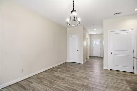 Entry Way - 2429 Fieldsway Dr, Chesapeake, VA 23320 photo 2 of 5