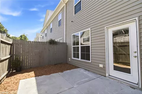 Exterior - 2429 Fieldsway Dr, Chesapeake, VA 23320 photo 4 of 4