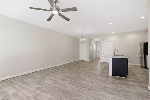 Living - 2429 Fieldsway Dr, Chesapeake, VA 23320 photo 4 of 6