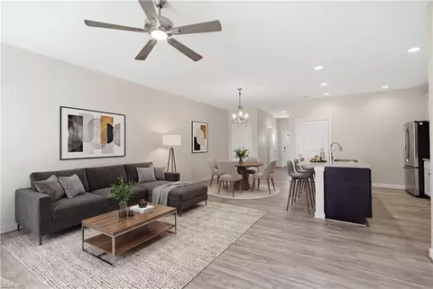 Living - 2429 Fieldsway Dr, Chesapeake, VA 23320 photo 3 of 6