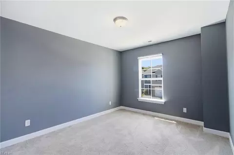 Bedroom - 2429 Fieldsway Dr, Chesapeake, VA 23320 photo 6 of 9
