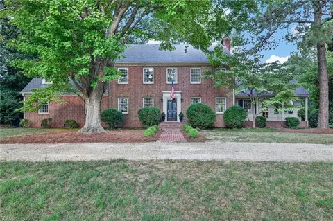 1242 N Bay Shore Dr, Virginia Beach, VA 23451