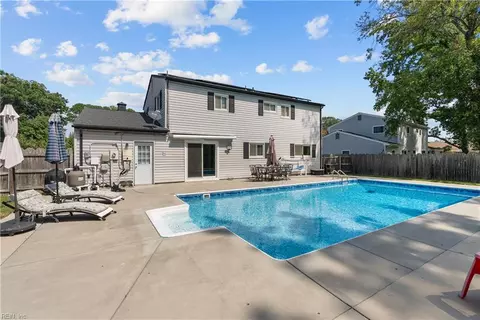 3737 Silina Dr, Virginia Beach, VA 23452