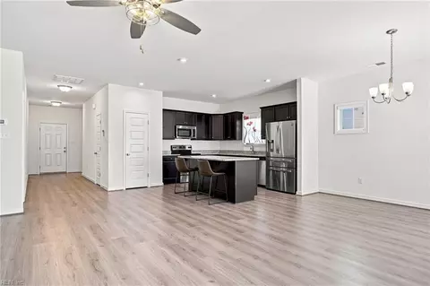 Entry Way - 7607 Old Guild Rd, Richmond, VA 23237 photo 2 of 6