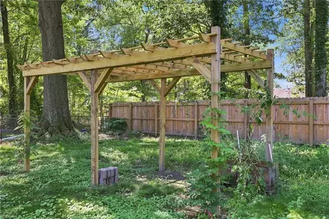 Exterior - 2615 Cedar Rd, Chesapeake, VA 23323 photo 7 of 7
