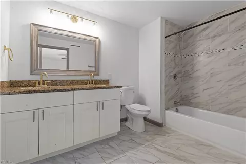 Bath - 3920 Krick St, Norfolk, VA 23513 photo 2 of 2
