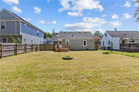 Exterior - 3920 Krick St, Norfolk, VA 23513 photo 5 of 7