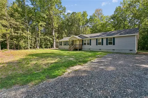 Exterior - 7831 Willis Rd, Gloucester, VA 23061 photo 2 of 7