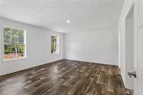 Living - 7831 Willis Rd, Gloucester, VA 23061 photo 2 of 5