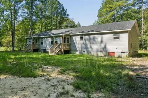 Exterior - 7831 Willis Rd, Gloucester, VA 23061 photo 6 of 7