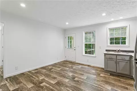 Entry Way - 7831 Willis Rd, Gloucester, VA 23061 photo 3 of 3