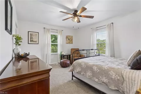 Bedroom - 219 Wind Mill Point Rd, Hampton, VA 23664 photo 3 of 7