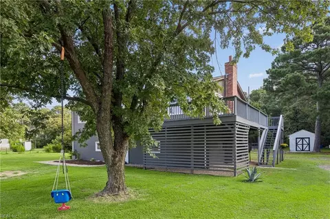 Exterior - 219 Wind Mill Point Rd, Hampton, VA 23664 photo 5 of 10