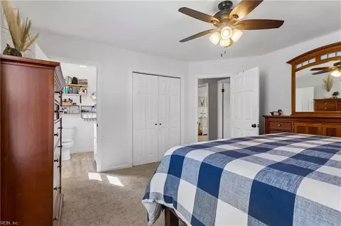 Bedroom - 219 Wind Mill Point Rd, Hampton, VA 23664 photo 7 of 7