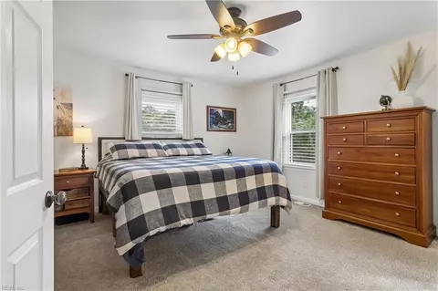 Bedroom - 219 Wind Mill Point Rd, Hampton, VA 23664 photo 5 of 7