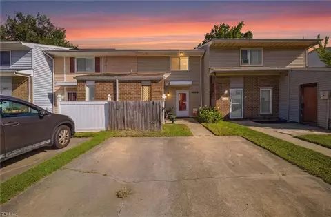 5642 Gregory Ct, Portsmouth, VA 23703