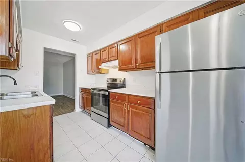 3527 Radford Cir, Chesapeake, VA 23321