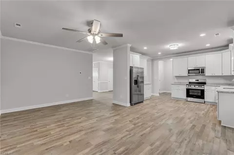 3705 Davis Ave, Chesapeake, VA 23325