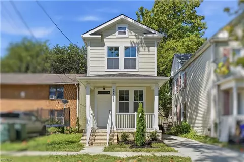 Exterior - 2511 Middle Ave, Norfolk, VA 23504 photo 2 of 7